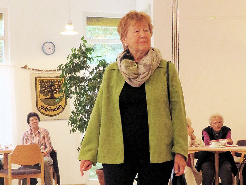 Modenschau im Seniorenheim
